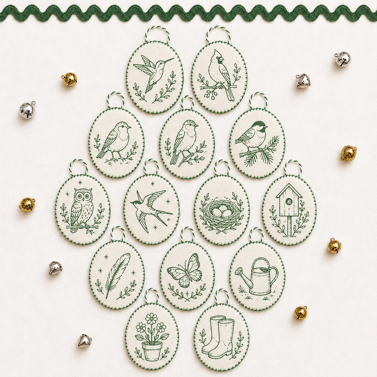 🧵 DIY Oval Embroidery Ornament Kit